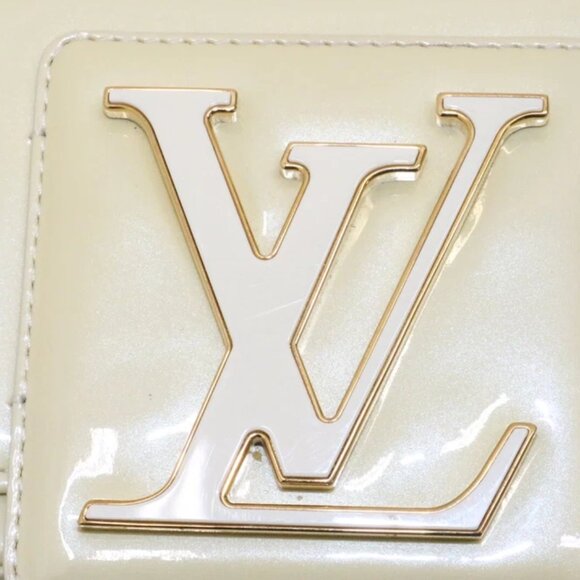 Louis Vuitton Vernis Sobe Clutch Handbag - Natural - Picture 4 of 15